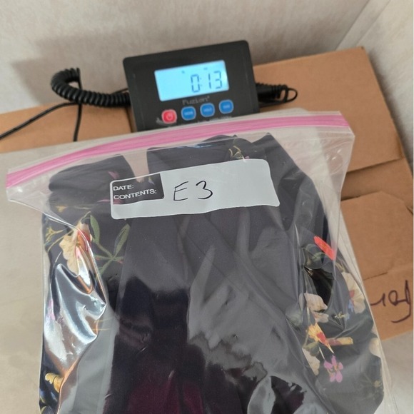 Jules & Leopold Women's 2X Belted Black Floral Stretchy Pull-On Ankle Pants NWT - Picture 9 of 9